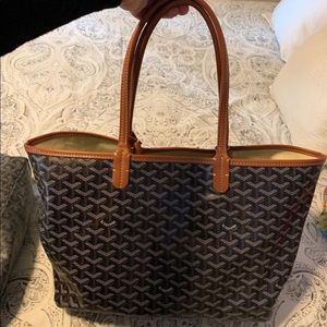 Goyard bag